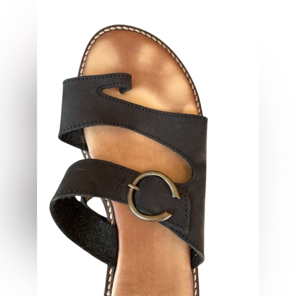 Coach and Four Black Slide Sandals Size 8 Leather - Picture 4 of 6